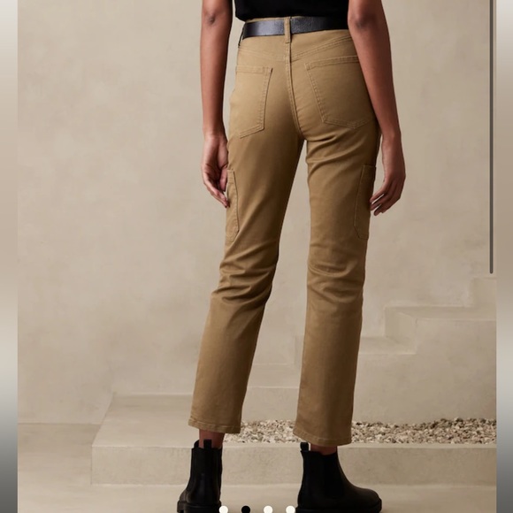 Banana republic HIGH-RISE SLIM CARGO JEAN size 28/6 NWT sold out online - Picture 5 of 5